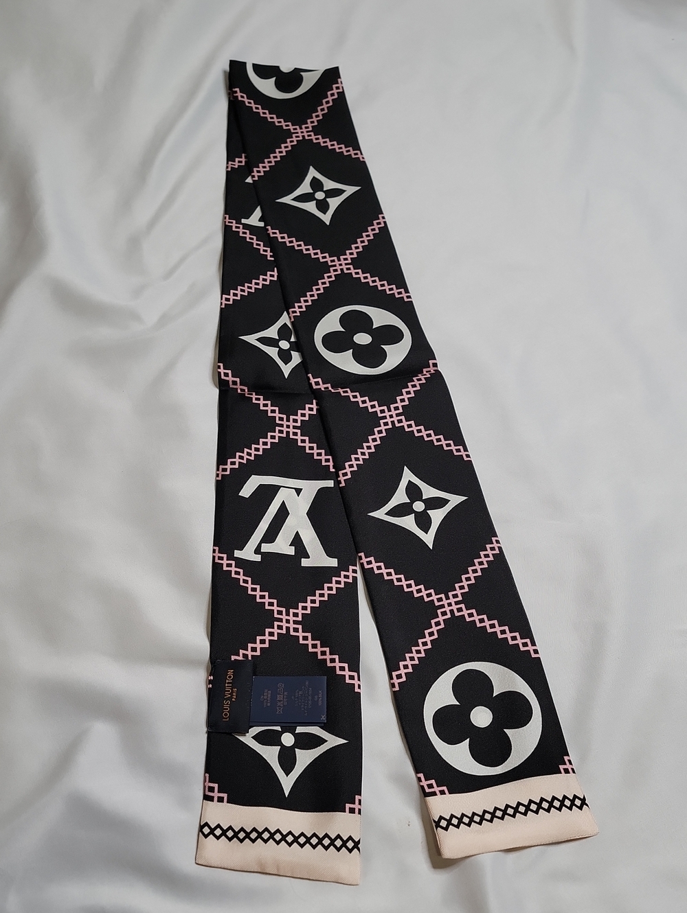 Louis Vuitton Black, Pink & White Monogram Silk Twilly - Picture 3 of 4